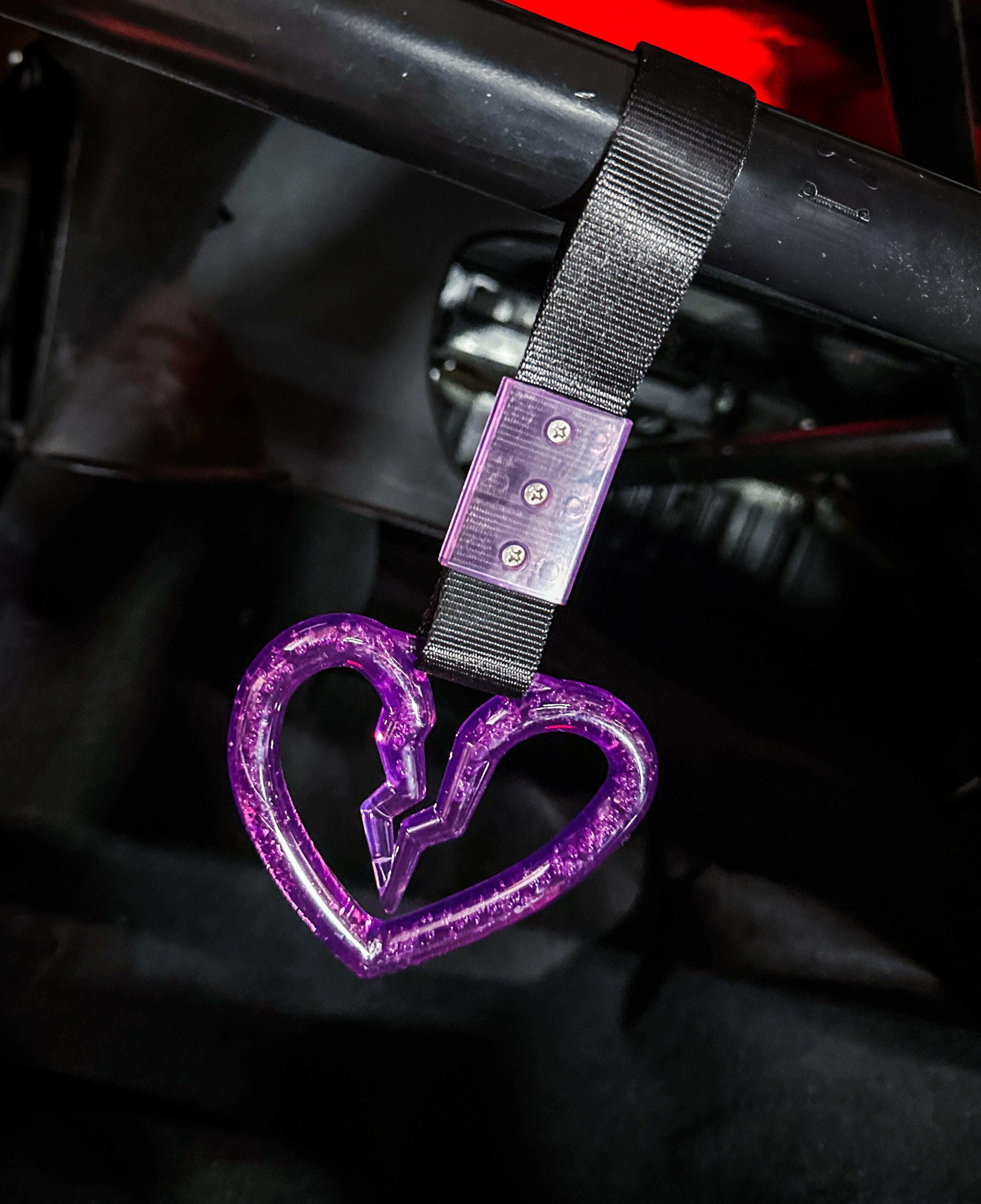 Broken Heart Tsurikawa | JDM Pull Handle Tow Hook Decoration for Drift Show Car | Multicolor.